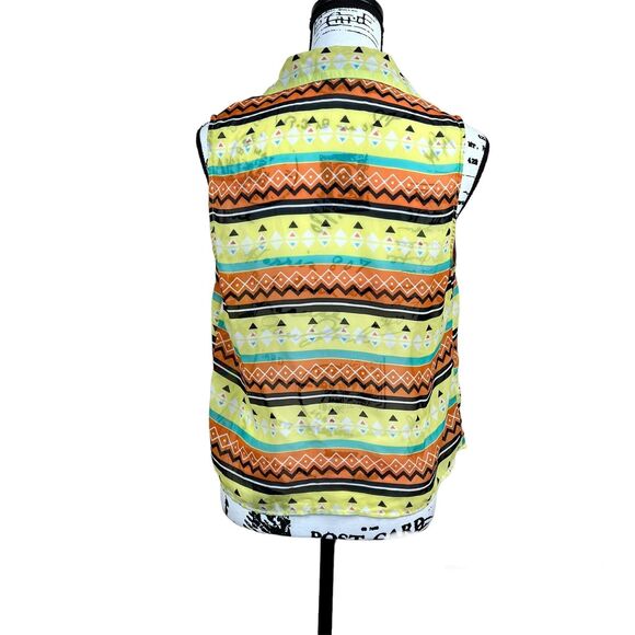 Geri C. Yellow  geometric sleeveless button up collar  top size L beach vacation - Picture 3 of 13